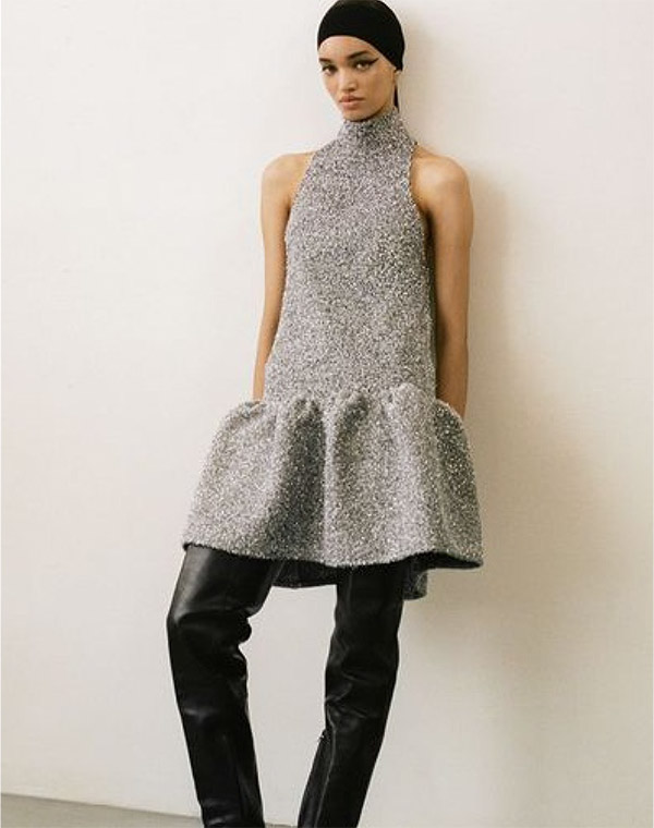 GLOWING METALLICS